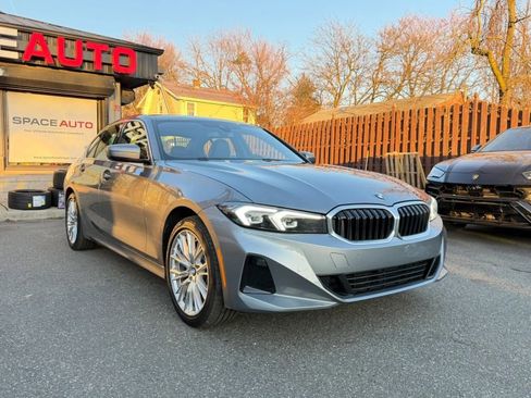 Used 2024 BMW 330i xDrive 330i xDrive Sedan 4D image 3