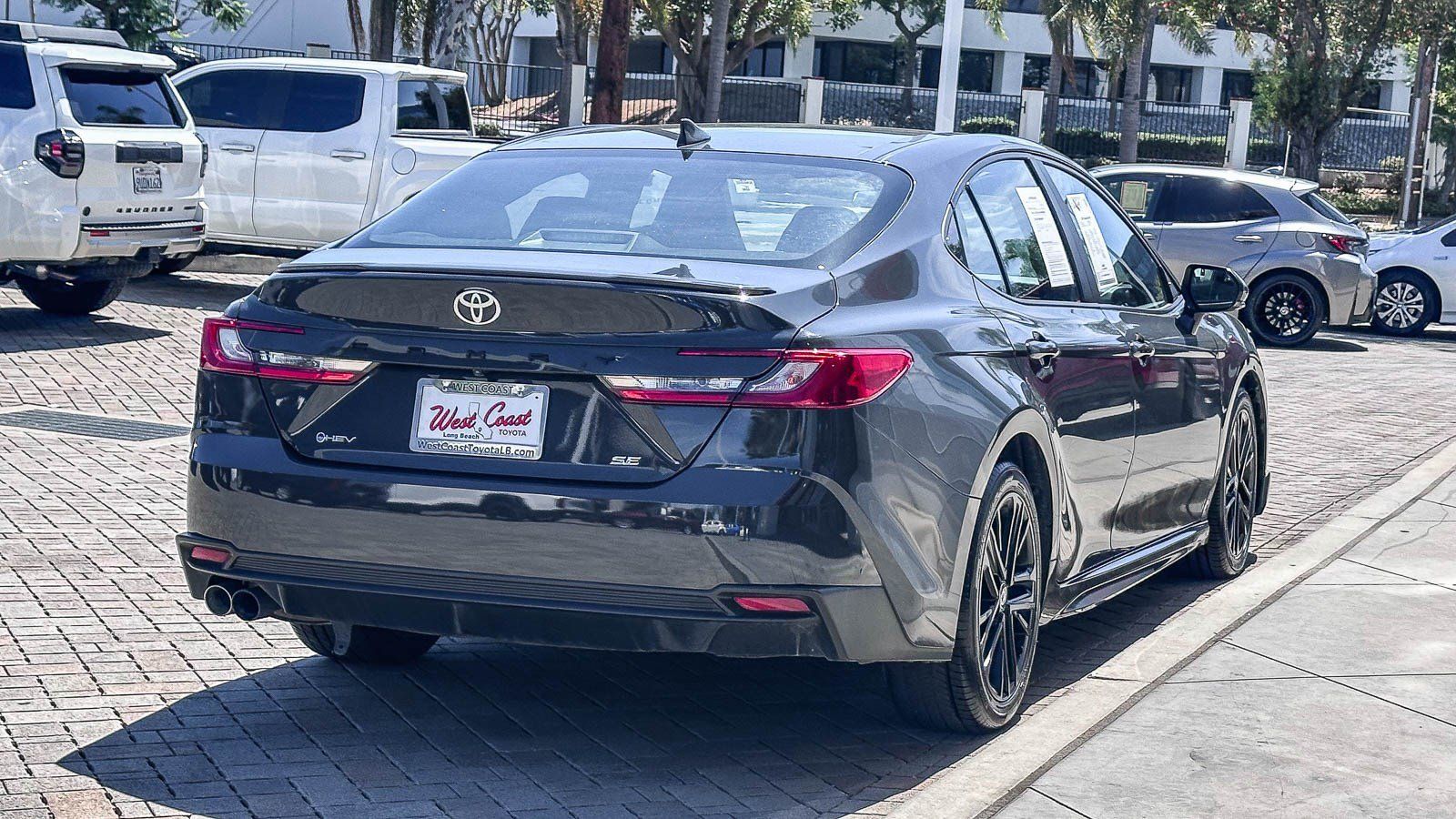 Certified 2025 Toyota Camry SE FWD image 7