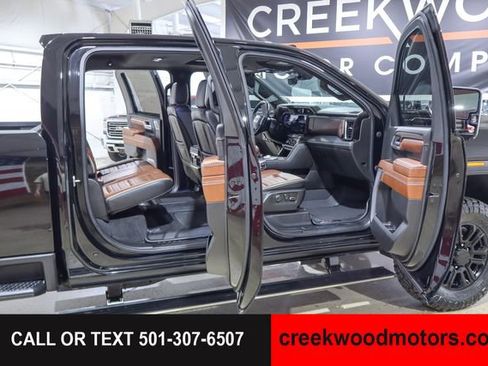Used 2024 GMC Sierra 2500 Denali Ultimate AWD/4WD image 42