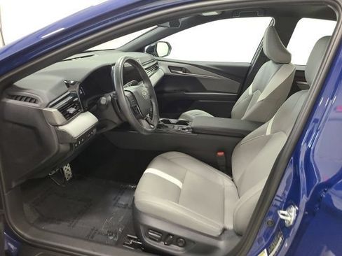 Used 2026 Toyota Camry SE w/ Convenience Package FWD image 9
