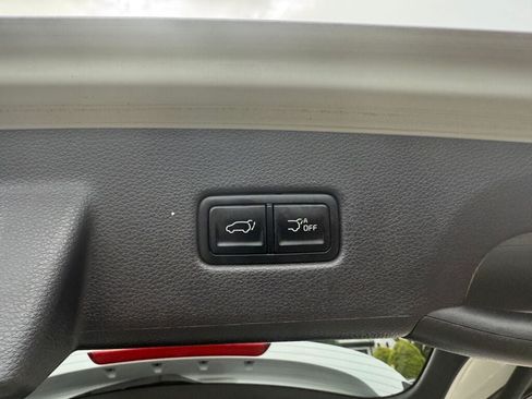 Used 2023 Kia Carnival SX FWD image 35