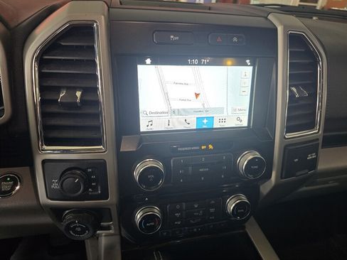 Used 2017 Ford F150 Lariat w/ Equipment Group 502A Luxury AWD/4WD image 26