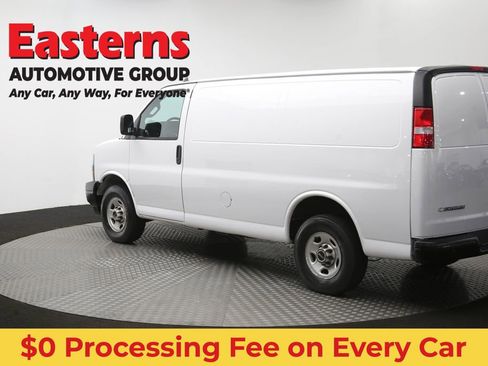 Used 2021 Chevrolet Express 2500 RWD image 56