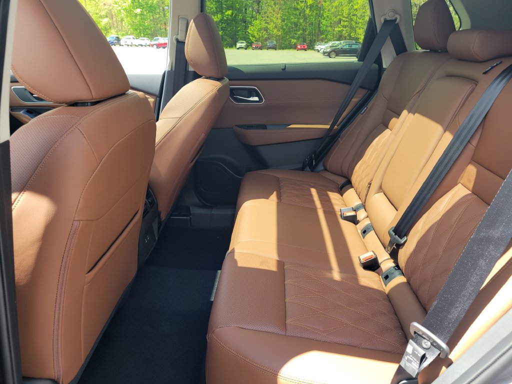 New 2026 Nissan Rogue Platinum AWD/4WD image 30