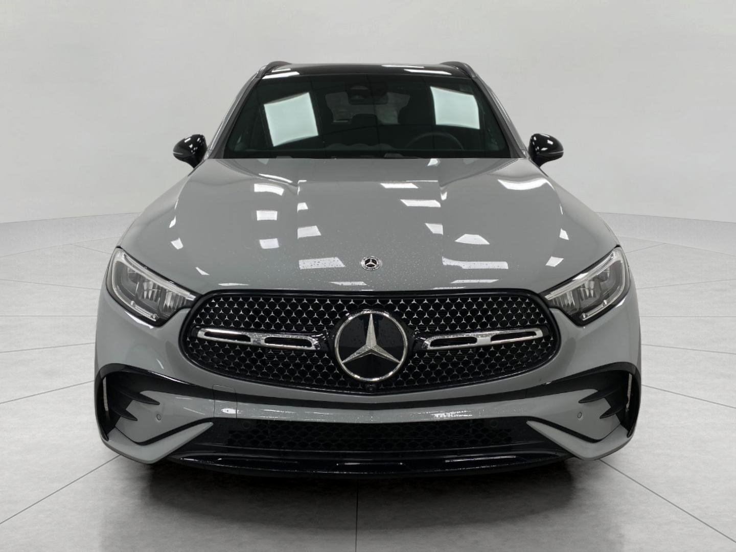Used 2026 Mercedes-Benz GLC 300 4MATIC image 11