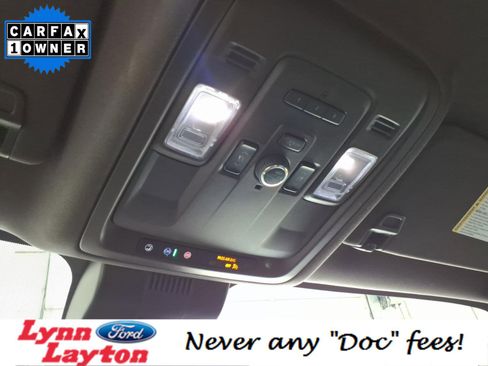 Used 2024 Chevrolet Suburban Z71 w/ Luxury Package image 25