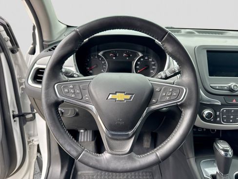 Used 2019 Chevrolet Equinox LT w/ Driver Convenience Package FWD image 27