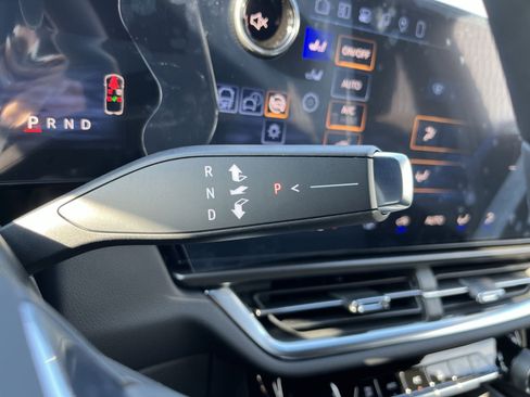 New 2026 Chevrolet Equinox EV LT image 21