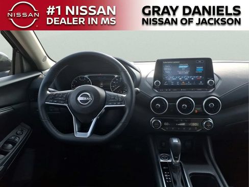 Used 2025 Nissan Sentra SV w/ All-Weather Package FWD image 8