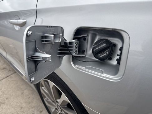 Used 2015 Hyundai Sonata Sport image 17