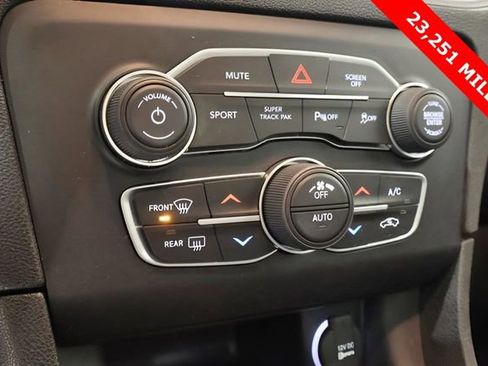 Used 2023 Dodge Charger SXT image 12