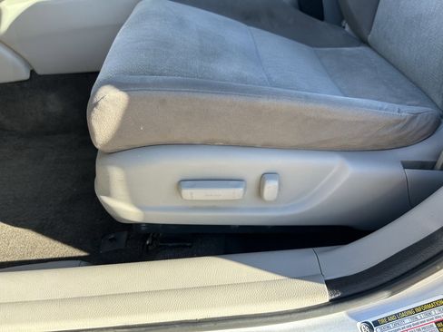 Used 2010 Honda Accord LX-P image 19