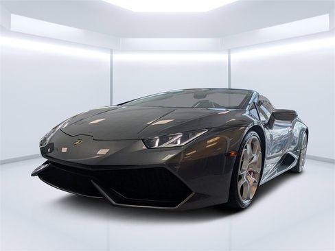 Used 2017 Lamborghini Huracan LP 610-4 image 5