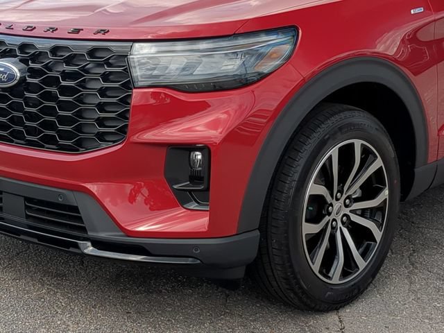 New 2026 Ford Explorer ST-Line w/ Premium Package RWD image 17