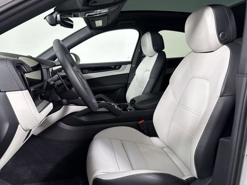 New 2026 Porsche Cayenne S image 5