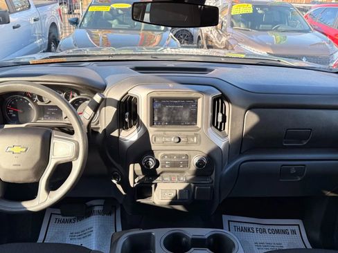 Used 2023 Chevrolet Silverado 1500 Custom image 15
