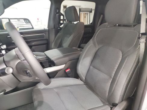 New 2026 RAM 1500 Big Horn AWD/4WD image 17