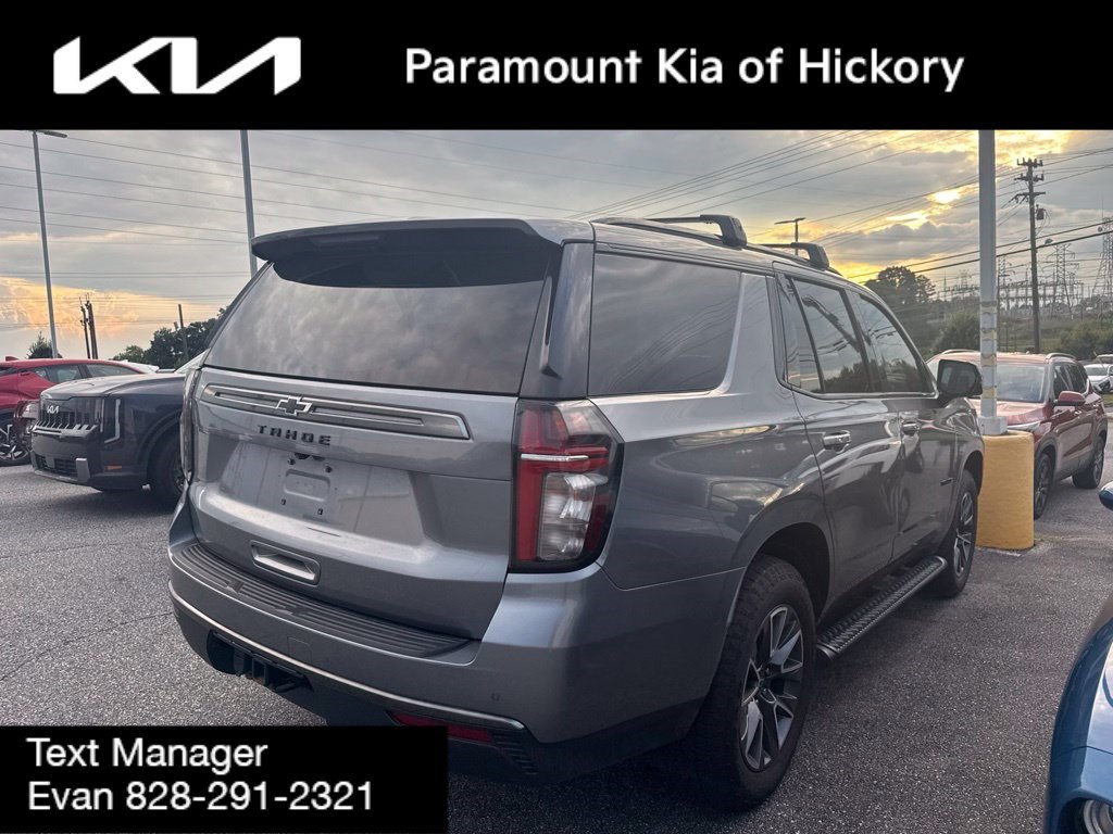 Used 2022 Chevrolet Tahoe Z71 w/ Luxury Package AWD/4WD image 3
