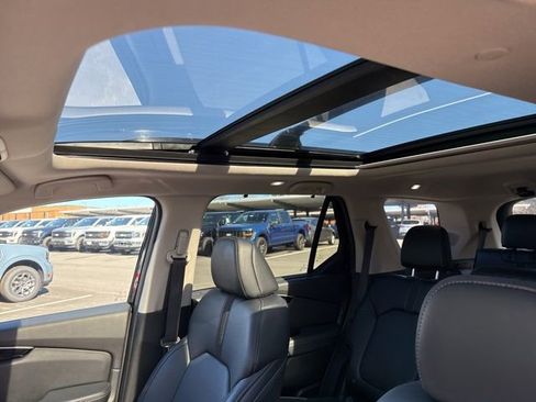 Used 2023 Honda Pilot Touring image 10