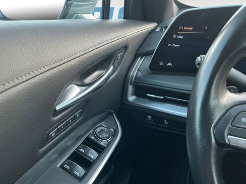 Used 2024 Cadillac XT4 Premium Luxury image 20