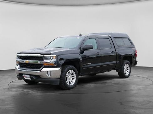 Used 2018 Chevrolet Silverado 1500 LT w/ All Star Edition AWD/4WD image 5