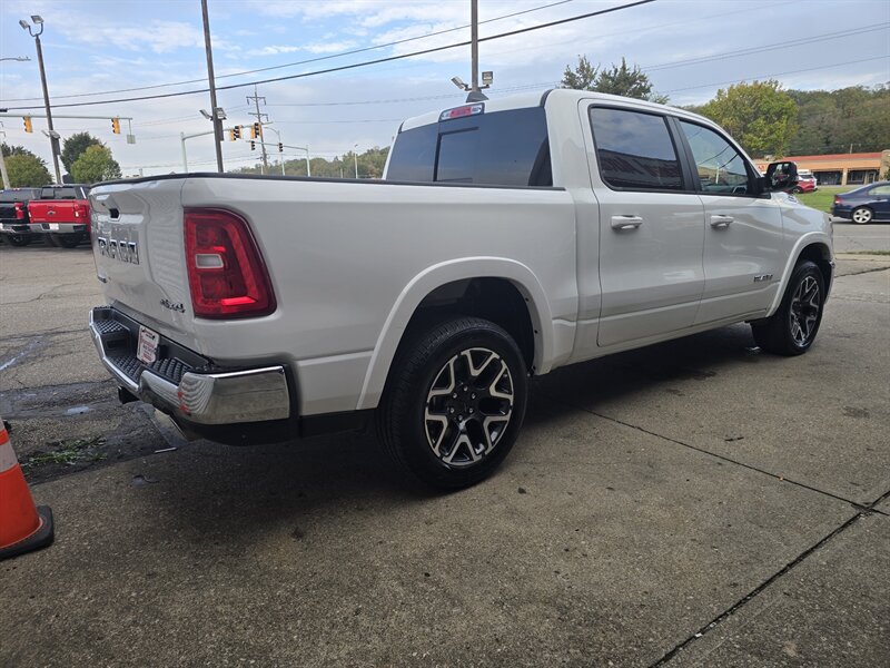 Used 2026 RAM 1500 Laramie AWD/4WD image 5