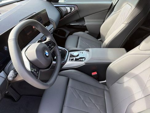 Used 2026 BMW X3 xDrive30 w/ Convenience Package AWD/4WD image 4