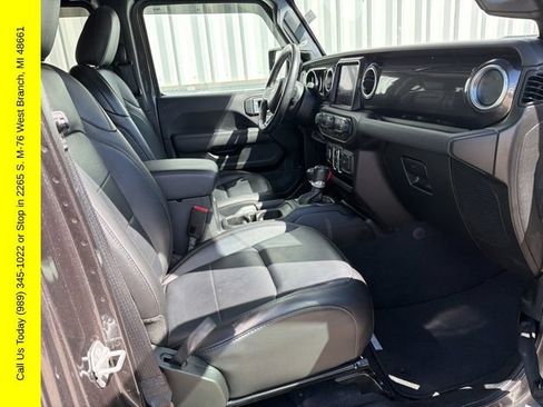 Used 2021 Jeep Wrangler Unlimited Sahara AWD/4WD image 19