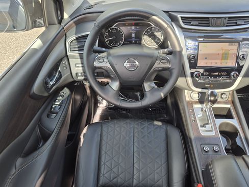 Certified 2022 Nissan Murano Platinum w/ Cargo Package AWD/4WD image 16