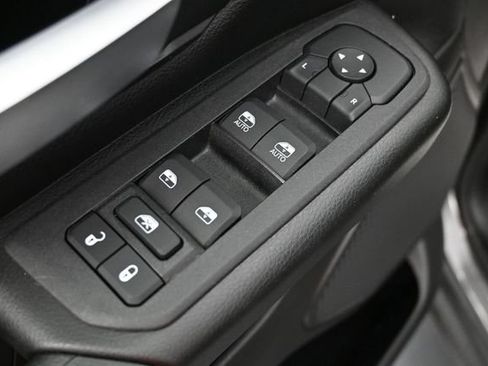 Used 2025 RAM 1500 Tradesman AWD/4WD image 16