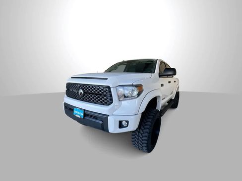 Used 2018 Toyota Tundra SR5 image 1