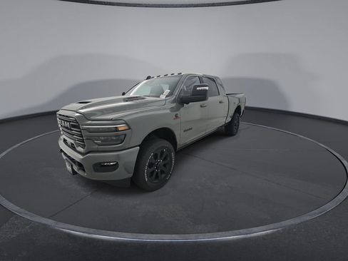 New 2026 RAM 2500 Laramie AWD/4WD image 4