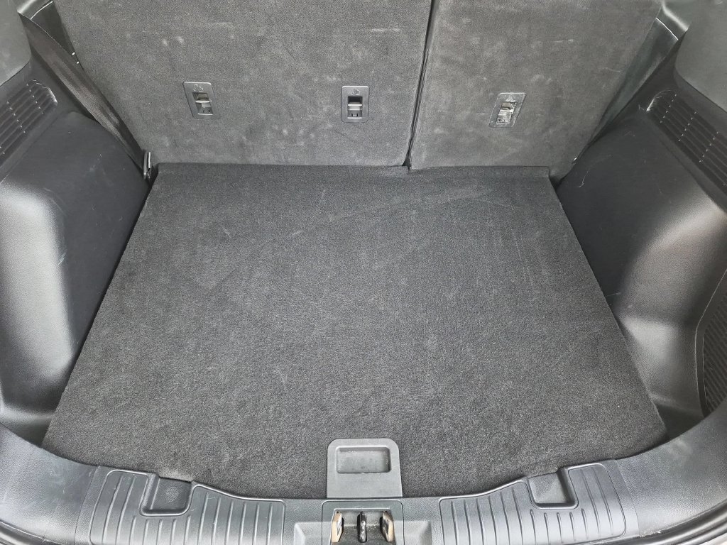 Used 2025 Ford Escape Active AWD/4WD image 28