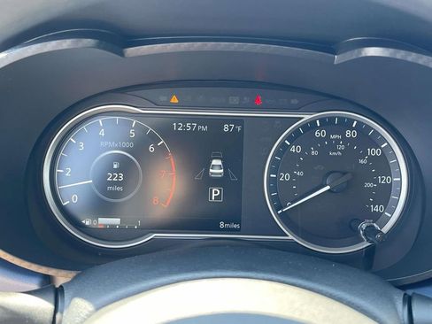 New 2025 Nissan Versa SV w/ Trunk Package image 25