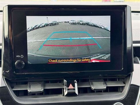 Certified 2023 Toyota Corolla Cross LE image 27