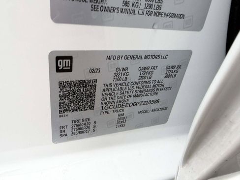 Certified 2023 Chevrolet Silverado 1500 RST w/ Redline Edition image 18