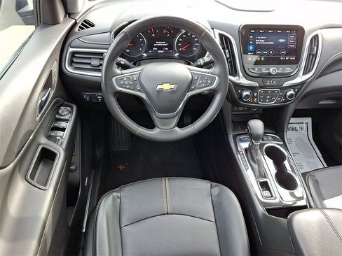 Used 2022 Chevrolet Equinox Premier image 21