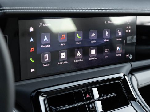 New 2026 Porsche Panamera 4 image 25