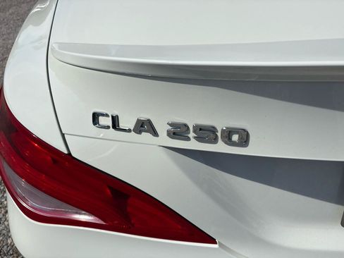 Used 2018 Mercedes-Benz CLA 250 4MATIC image 23