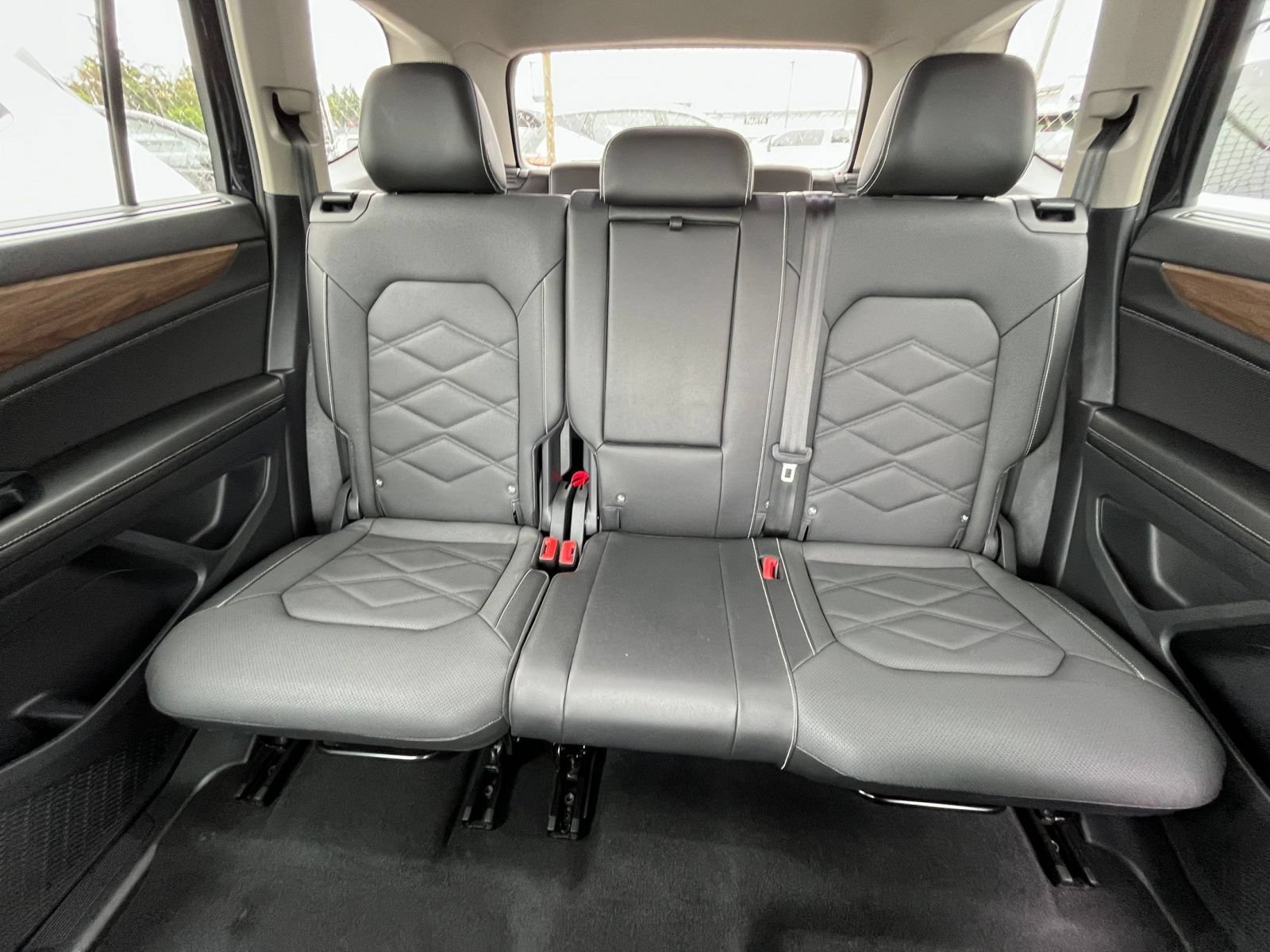 Used 2026 Volkswagen Atlas SE FWD image 40