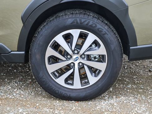 Used 2025 Subaru Outback Premium image 10