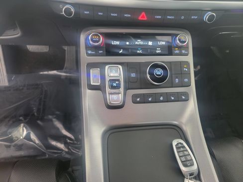 Used 2024 Hyundai Palisade Calligraphy FWD image 22