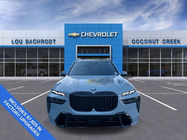 Used 2026 BMW X7 xDrive40i w/ M Sport Package AWD/4WD image 3