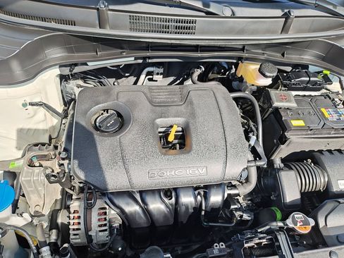 Used 2023 Kia Soul LX w/ LX Technology Package FWD image 24