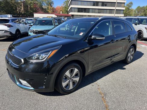 Used 2019 Kia Niro EX Premium w/ Sunroof Package image 3