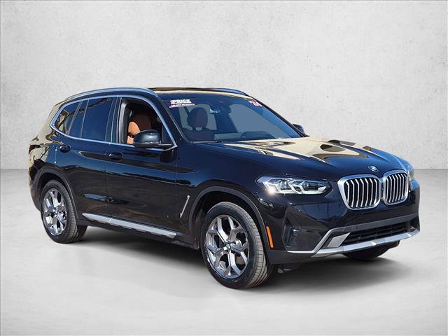 Certified 2024 BMW X3 xDrive30i w/ Premium Package AWD/4WD image 3