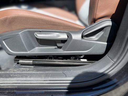 New 2026 Volkswagen ID.4 Pro AWD/4WD image 14