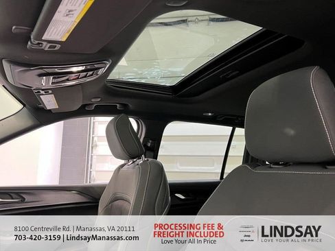 New 2025 Jeep Grand Cherokee Laredo X w/ Luxury Tech Group I image 22