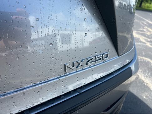 Used 2025 Lexus NX 250 FWD w/ Accessory Package (2T) image 4