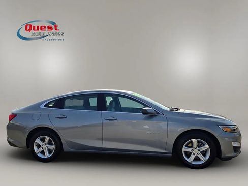 Used 2023 Chevrolet Malibu LS w/ Driver Confidence Package FWD image 2